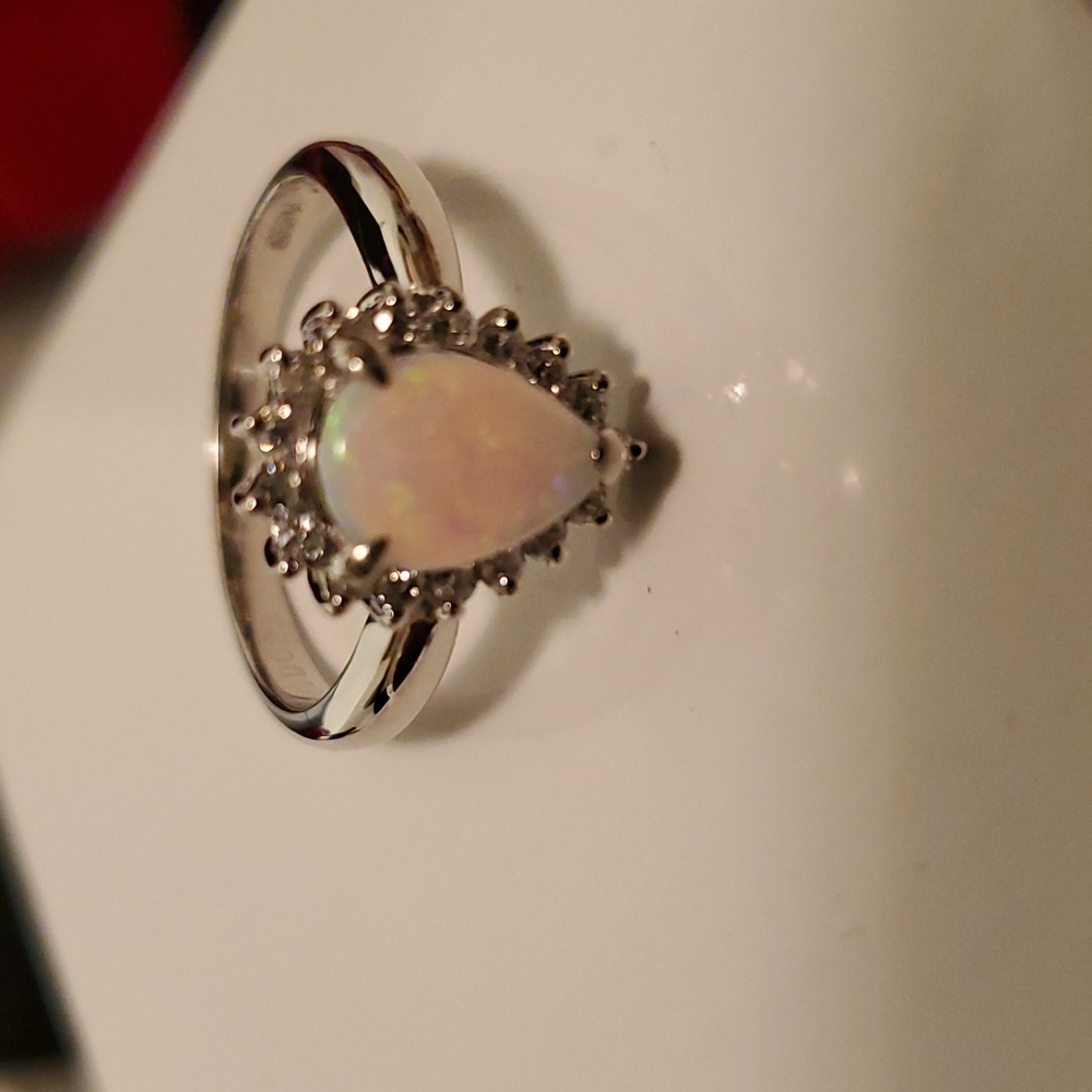 Jewelry - Picture 3 of 8
